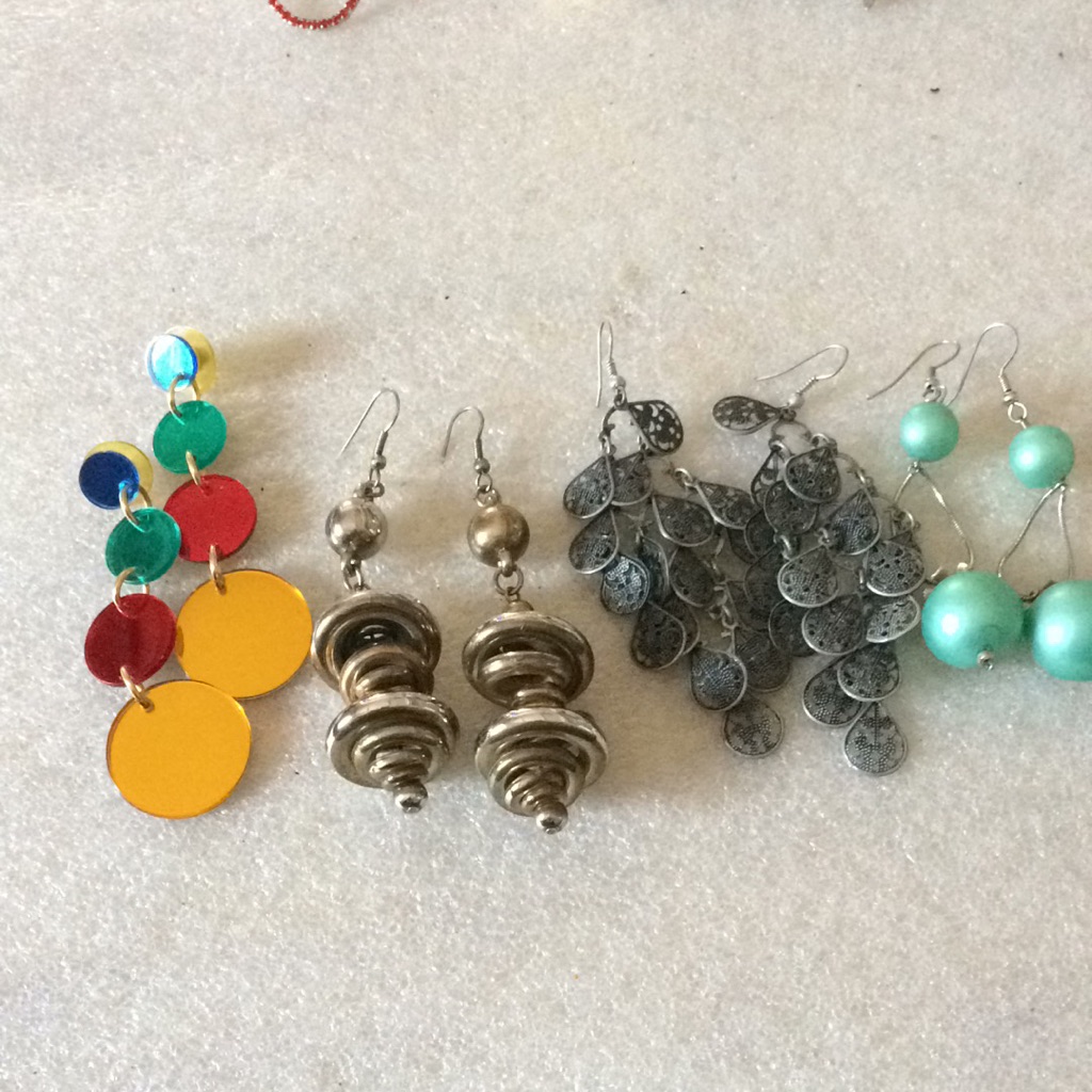 Bundle 4 Long Earrings